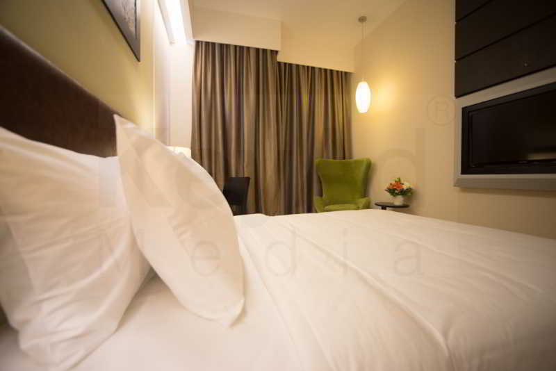 Hotel Centrestage Petaling Jaya Buitenkant foto